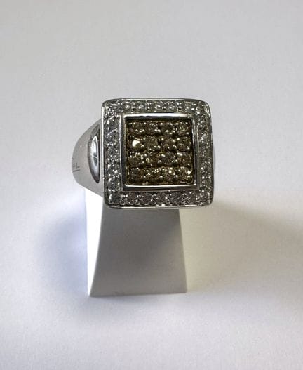 Ring aus 825/1000 Silber, Pb 8,95 g, TDD 54
