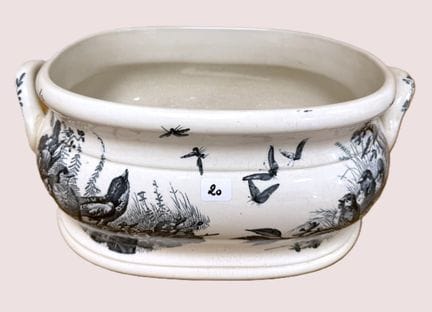 Lavabo da bagno con due manici, decorato con paesa