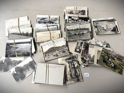 Set mit alten und modernen Postkarten aus Vaux-sou