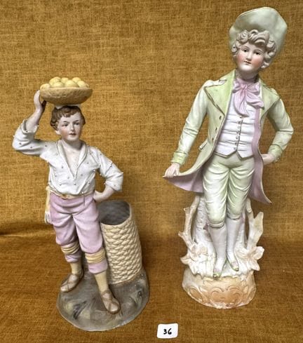 2 figure in biscuit policromo del XIX secolo, tona