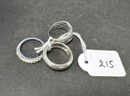 2 Silberringe PB 8,90 g + Ring mit weißen Steinen