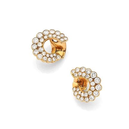 VAN CLEEF &amp; ARPELS

Ohrclips „Volutes“

Brilla