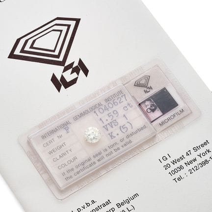 DIAMANT AUF PAPIER

Mit beiliegendem IGI-Zertifika