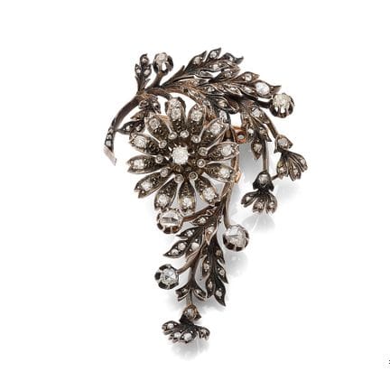 BROCHE „TREMBLEUSE“

Diamanten im Rosenschliff und