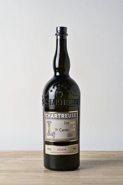 1 JERO CHARTREUSE LIQUEUR DU 9EME CENTENAIRE 300 c