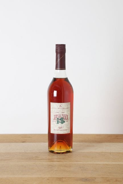 1 botella de coñac «INSTITUT SOCIAL 60 AÑOS 1947-2