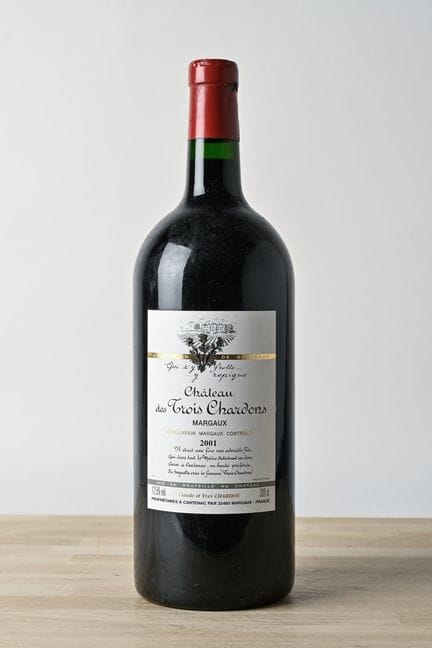 1 botella de CHÂTEAU DES TROIS CHARDONS (lateral) 