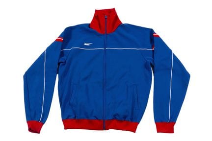 排球：苏联运动服

这套苏联1983赛季的运动服（上衣和下装）是在1983年7月1日至12日举行的埃