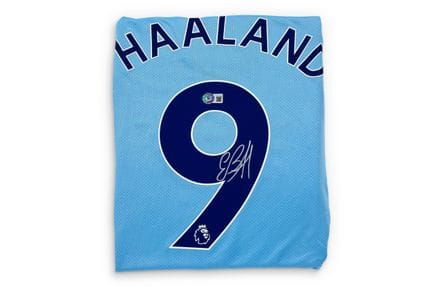 足球 Erling HAALAND

曼城队 9 号球衣复制品，球员签名，附认证 Fanatics