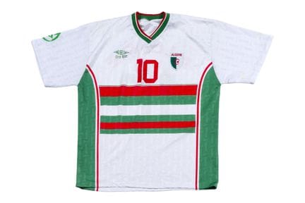 SOCCER: Abdelhafid TASFAOUT

Algeria's No. 10 home
