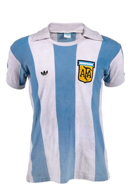 FOOTBALL Diego MARADONA

Maillot n°10 de l'équipe 