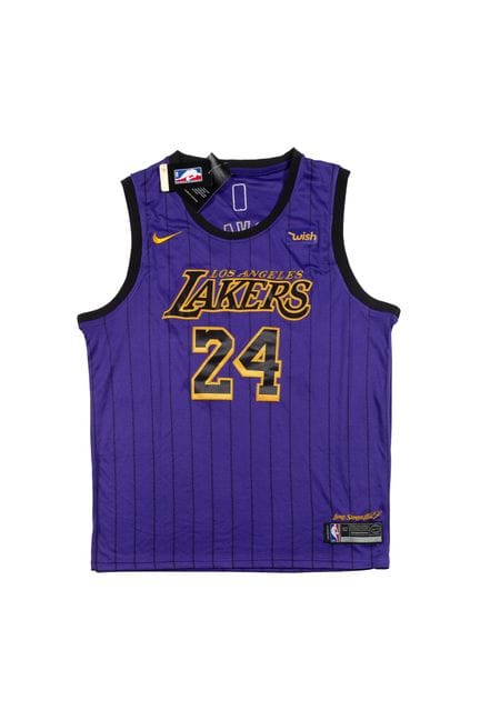 Kobe BRYANT

Maillot boutique n°24 des Lakers sign