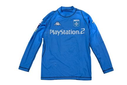 足球 奥利维尔·卡波

奥尔良足球俱乐部（AJ Auxerre）23号球衣。法甲联赛。Kappa品牌