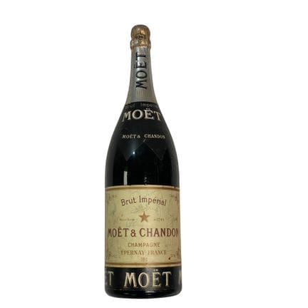 SOCCER Euro 1984

Moët bottle, February 1984

Sign