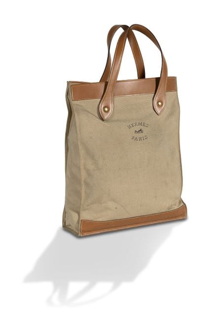 HERMÈS

Sac cabas

Tote en toile écru et veau bare