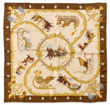 HERMÈS

Carré

En twill de soie imprimé d'un motif