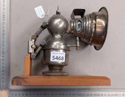 Ancienne lampe à carbure - Dimensions et état voir