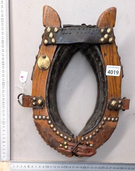 Ancien collier de chien bois cuir - Dimensions et 