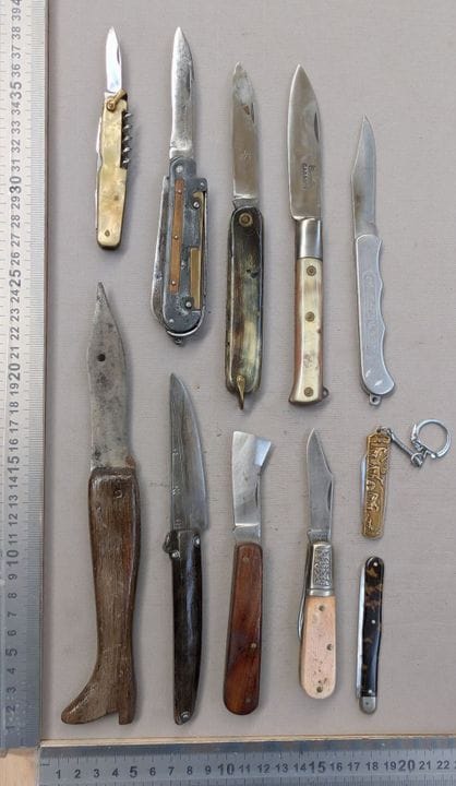 Lot de couteaux ou canifs anciens - Dimensions et 