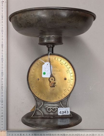 1 ancienne balance ménagère - Dimensions et état v