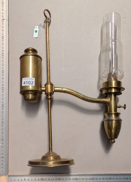Ancienne lampe à pétrole de bureau - Dimensions et
