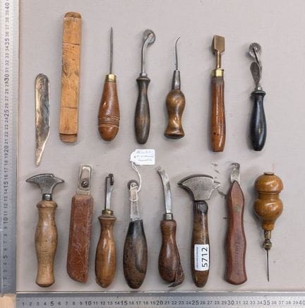 15 outils de cordonnier et bourrelier - Dimensions