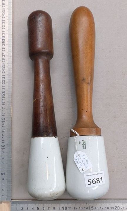 2 Pilons brunissoirs du métier de textile - Dimens