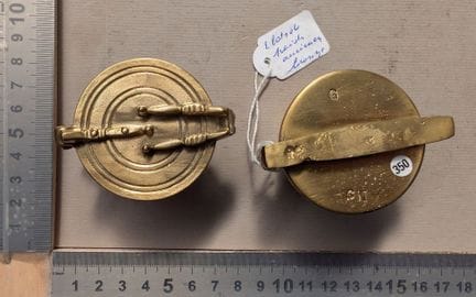 Lot de 2 piles anciennes en bronze - Dimensions et