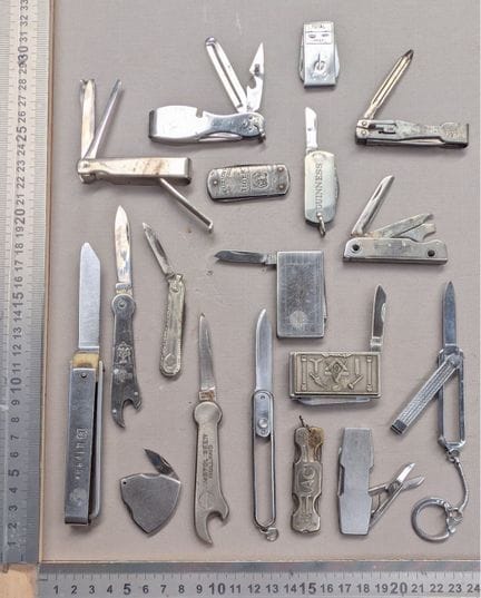 Lot de couteaux ou canifs anciens - Dimensions et 