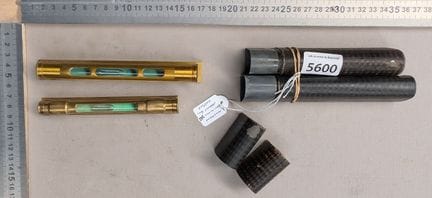2 niveaux ancien laiton dans leur coffret - Dimens