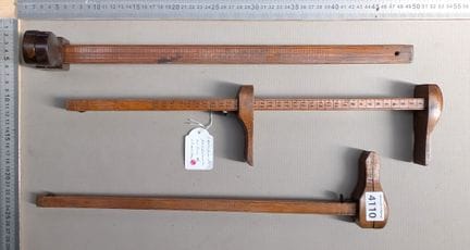 3 compas de cordonnier en bois gradué - Dimensions