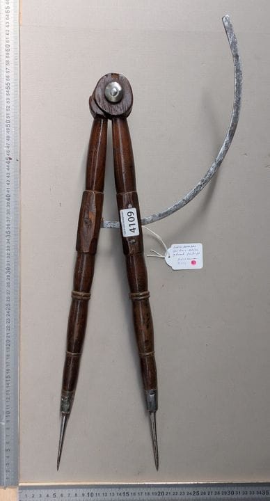 1 exceptionnel compas en bois acier plomb 17-18 èm