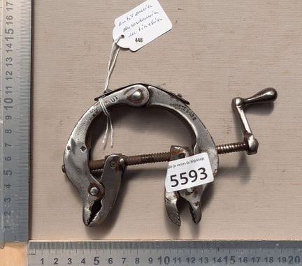 Outil ancien de cordonnier (tire-chien) - Dimensio