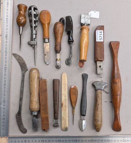 16 outils de cordonnier et bourrelier - Dimensions