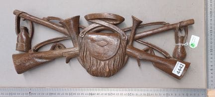 sculpture décoration en bois représentant un troph