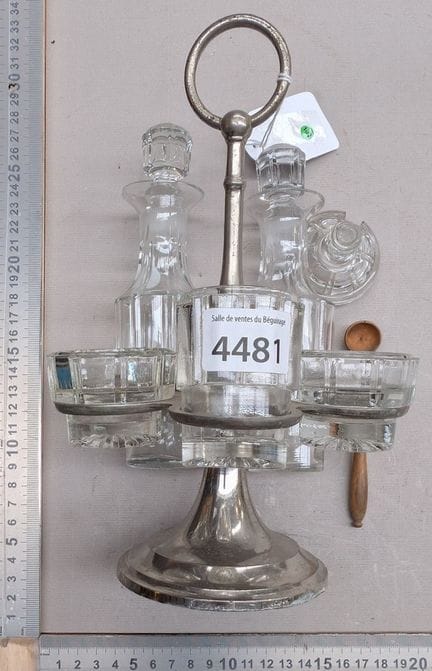 Serviteur de table huile et vinaigre sel poivre et