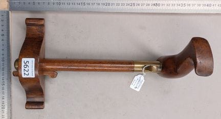 Très beau rabot ancien , rare, bois, acier et lait