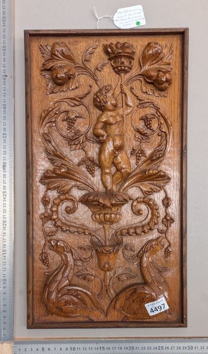 Relief XVIIIème en bois noble - Dimensions et état