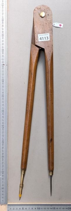1 ancien compas en bois acier laiton - Dimensions 