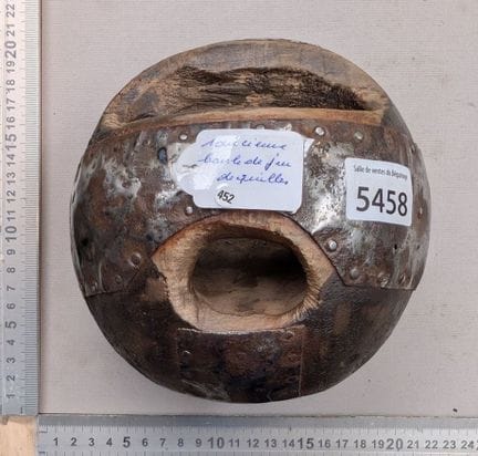 Ancienne boule de jeu de quilles + fer forgé - Dim