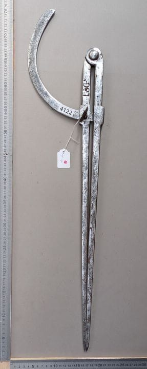 Ancien compas en fer forgé 18 ème 2kg200 - Dimensi