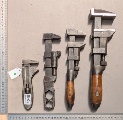 4 clés à molettes - Dimensions et état voir photos