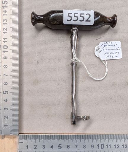 Un outil de dentiste ancien GARENGEOT, XVIII ème -