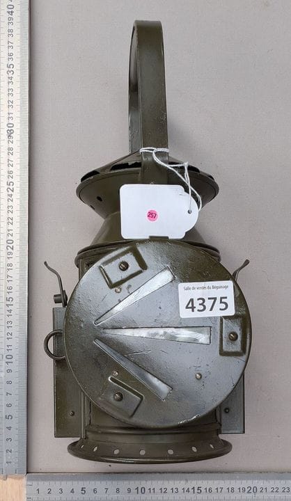 Lanterne militaire - Dimensions et état voir photo
