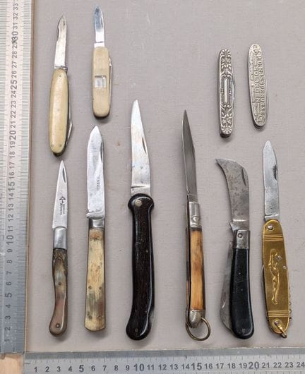 Lot de couteaux ou canifs anciens - Dimensions et 