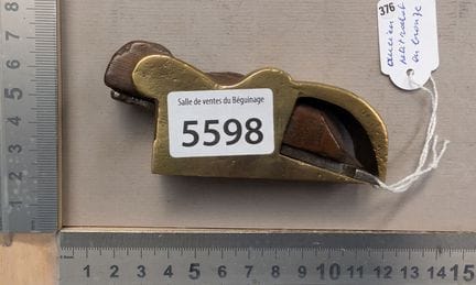 Ancien petit rabot en bronze - Dimensions et état 