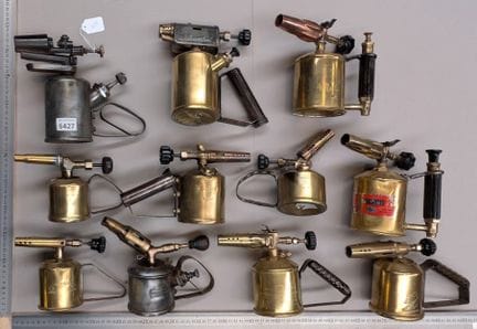 11 lampes à souder ou chalumeau voir poinçon - Dim