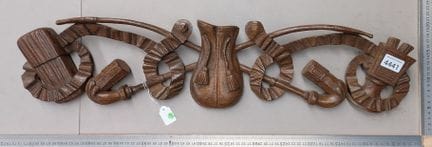 panneau décoratif en bois sculpté - Dimensions et 