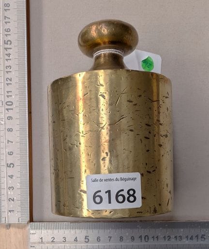 1 ancien poids 5 kg en cuivre - Dimensions et état