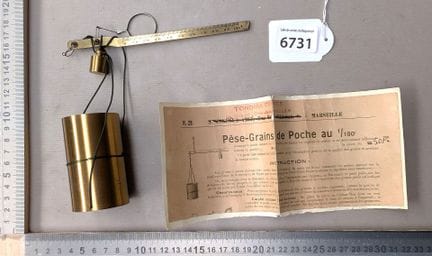 Ancienne balance romaine pèse grain de poche (rare